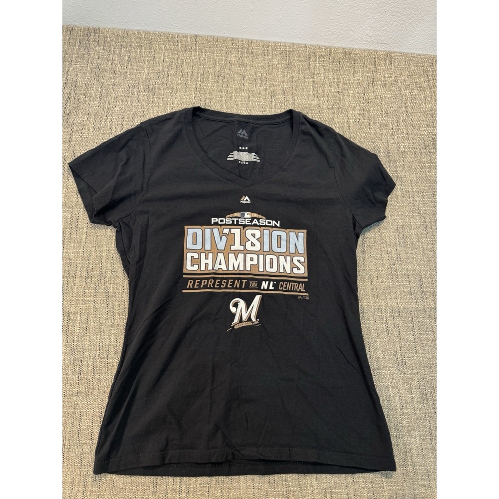 Milwaukee Brewers 2018 Postseason NL Central Division Champions T-Shirt‎  Medium